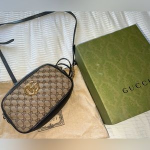 Gucci Crossbody purse
